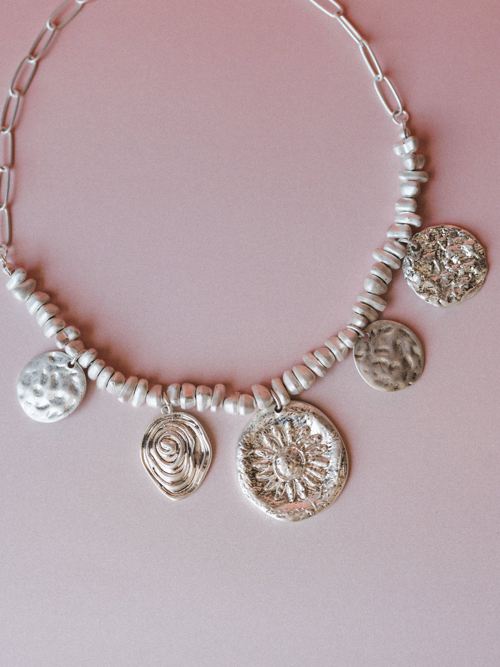 Soft Glow Necklace - Silver