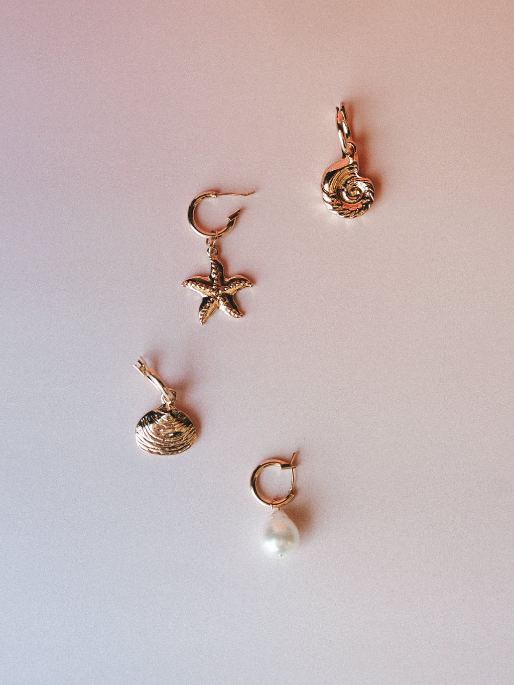 Seashell Pearl Earring Set - Gold