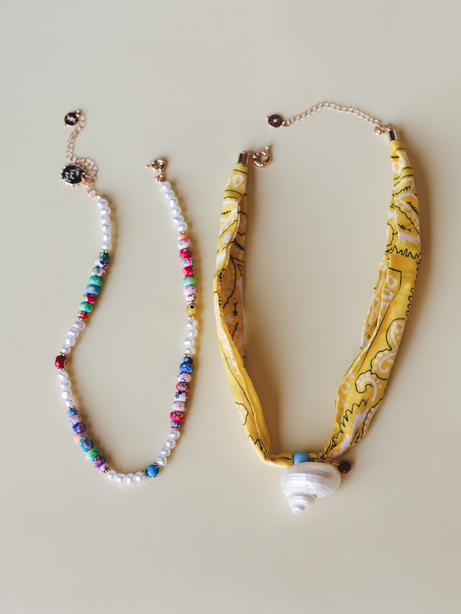 Golden Tide Charm Necklace Set - Yellow