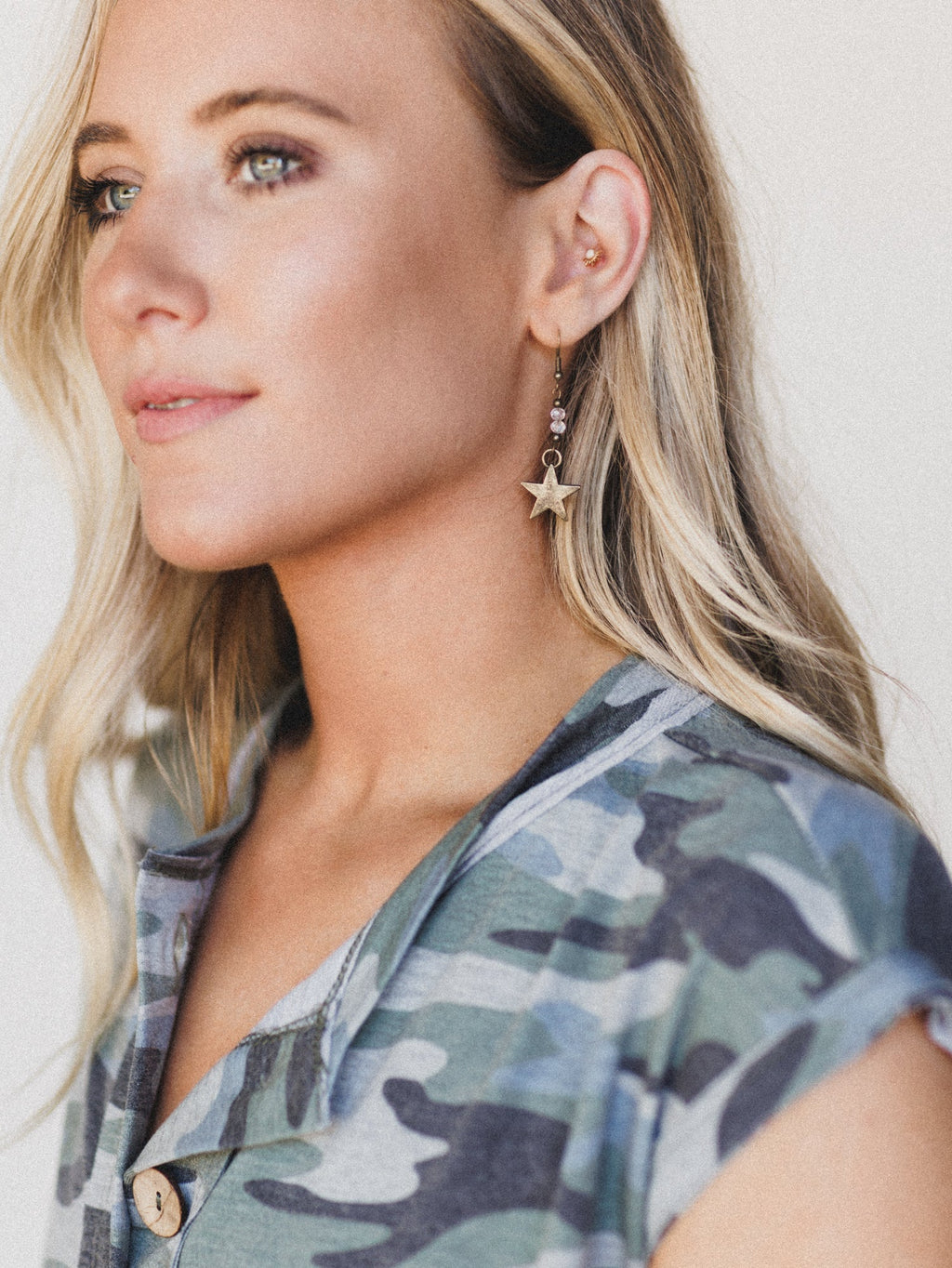 Macey Star Earrings - Gold