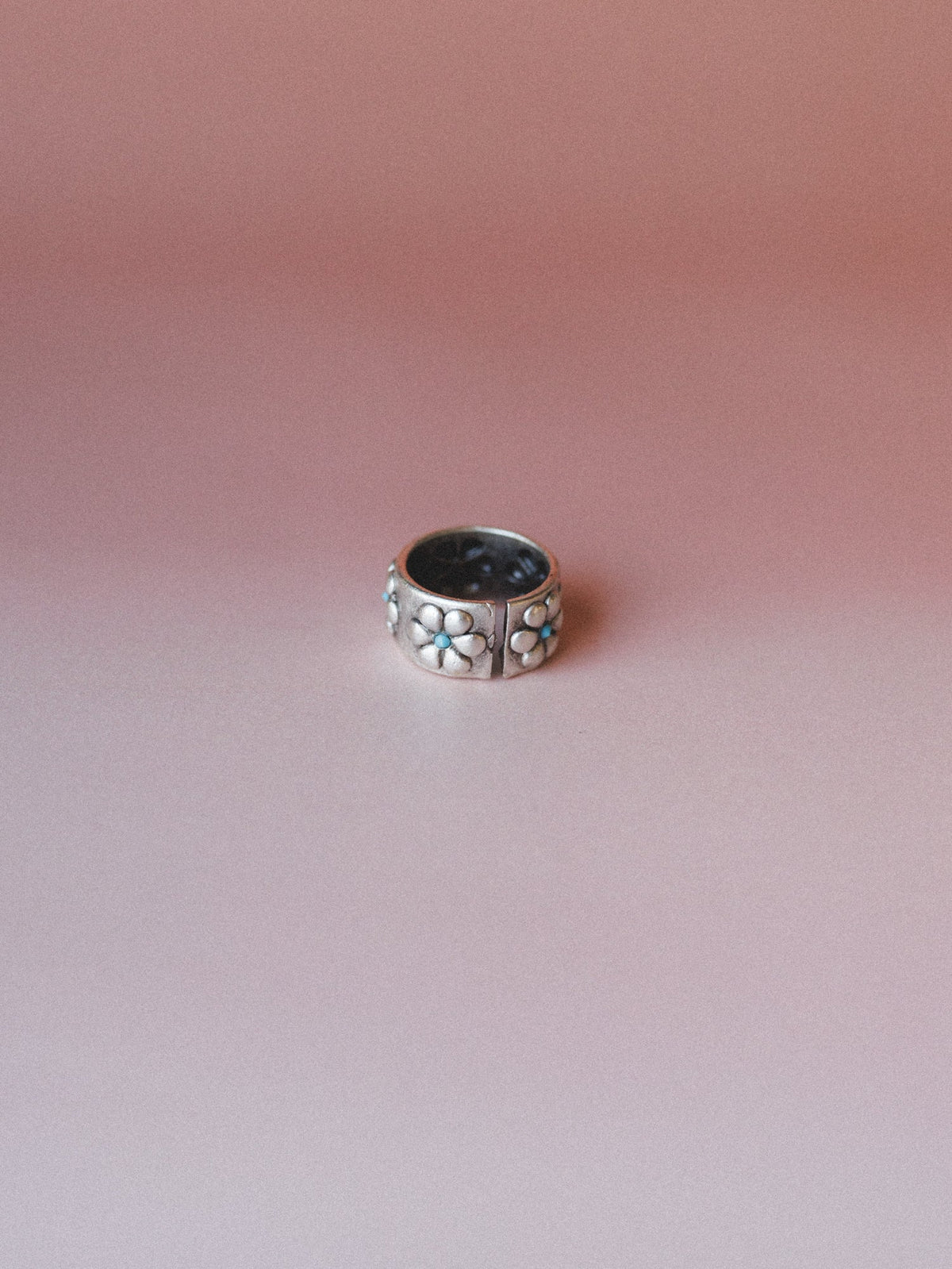 String of Flowers Ring - Silver