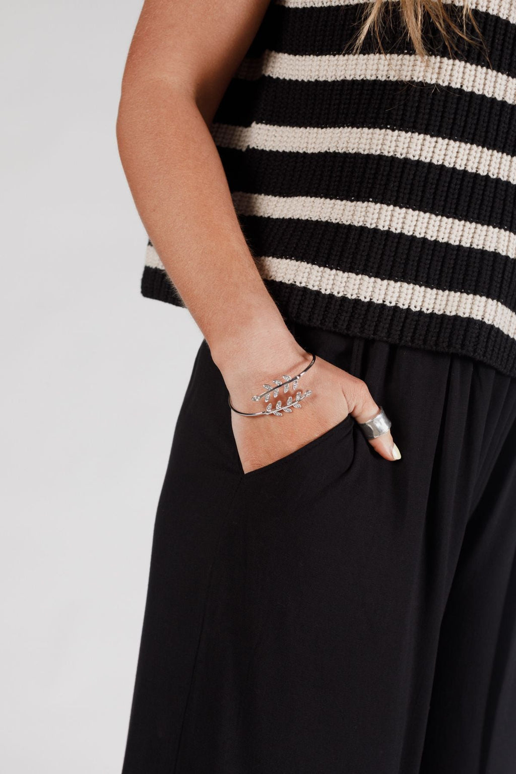 Asteria Leaf Cuff - Silver