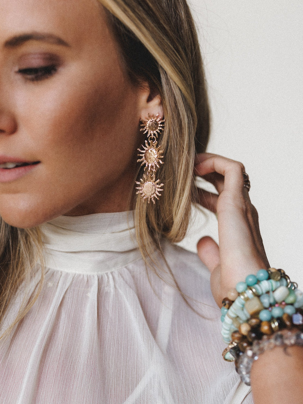 Three Suns Earrings - Gold