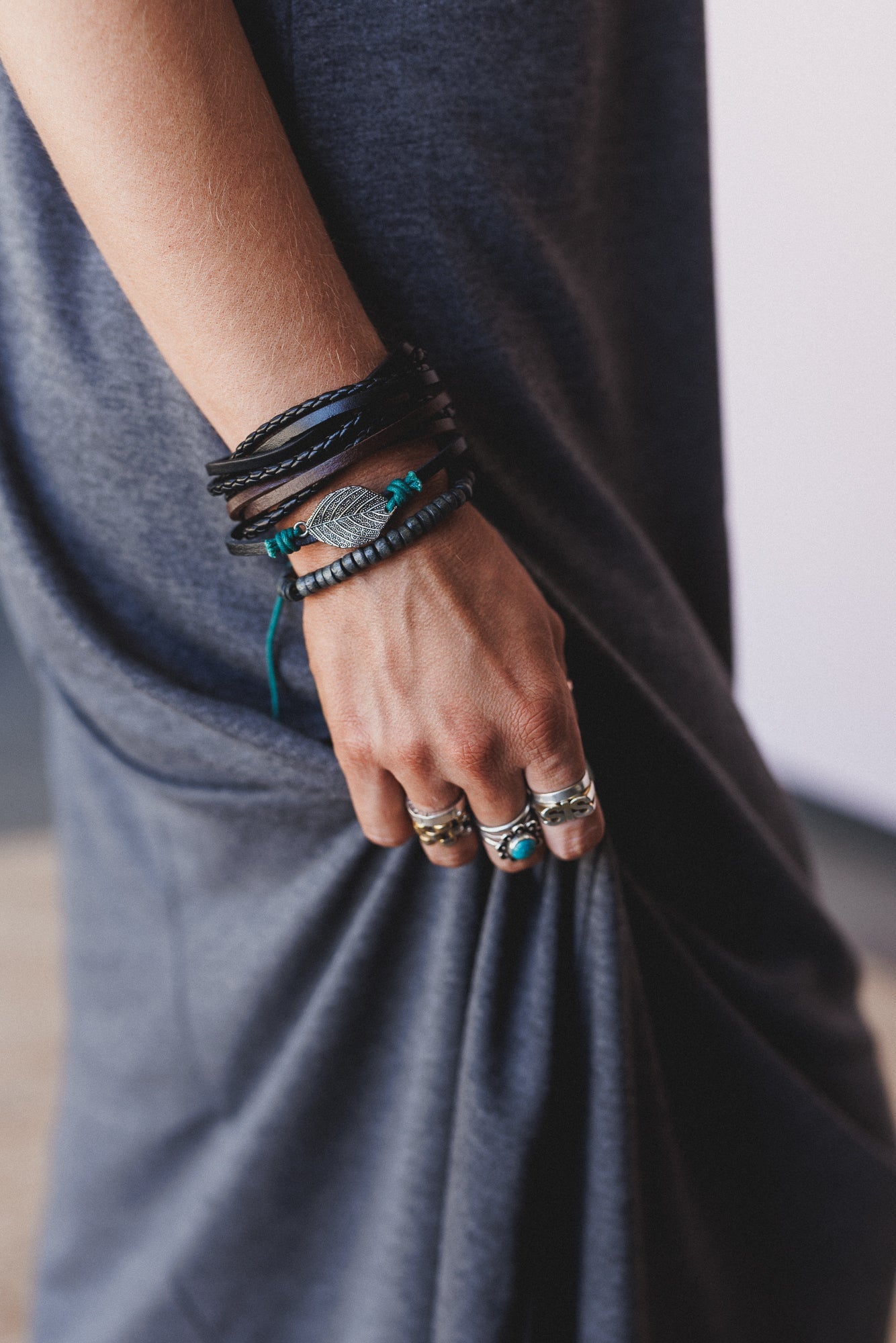 Saddleflower Wrap Bracelet - Black