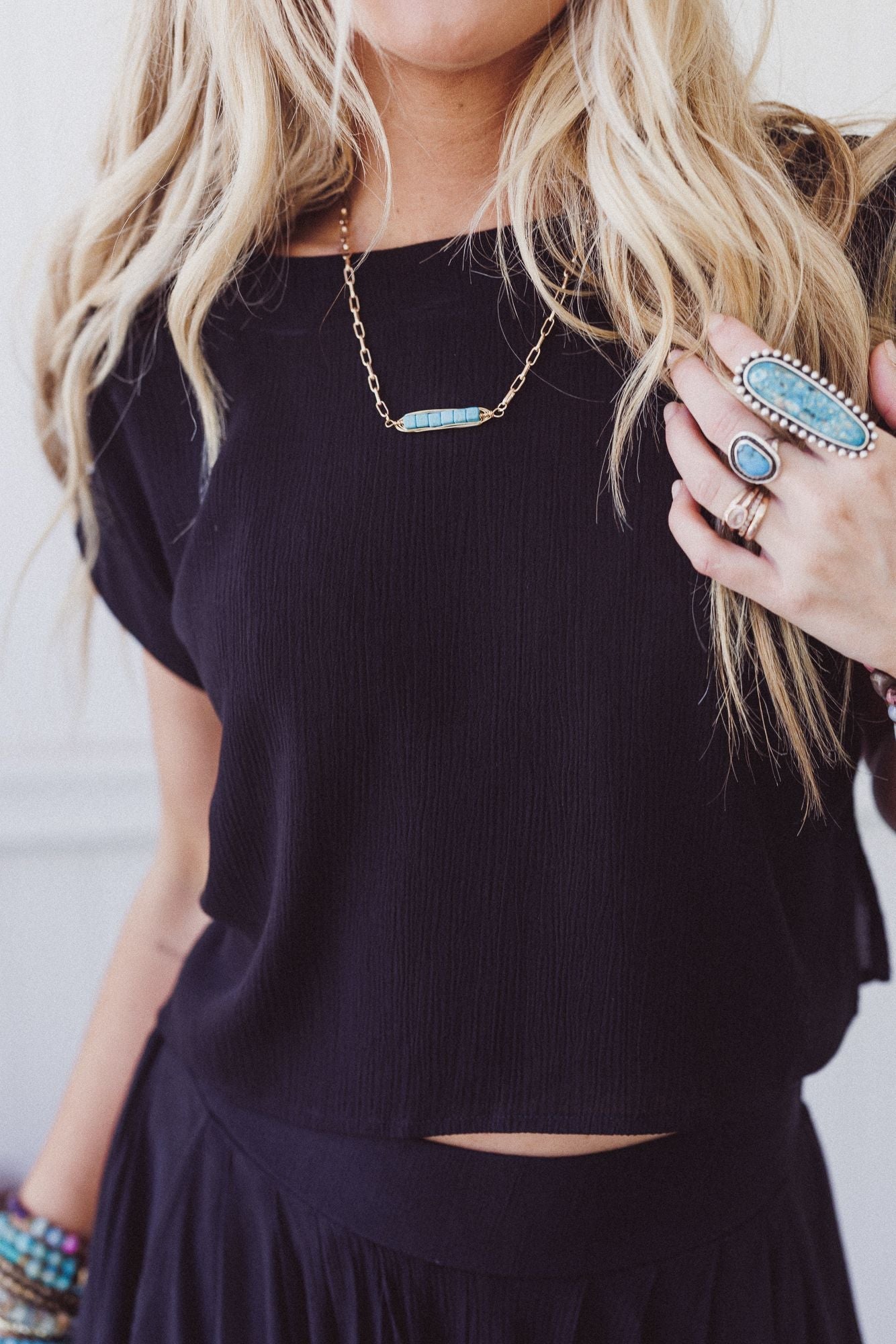 Desert Line Necklace - Gold
