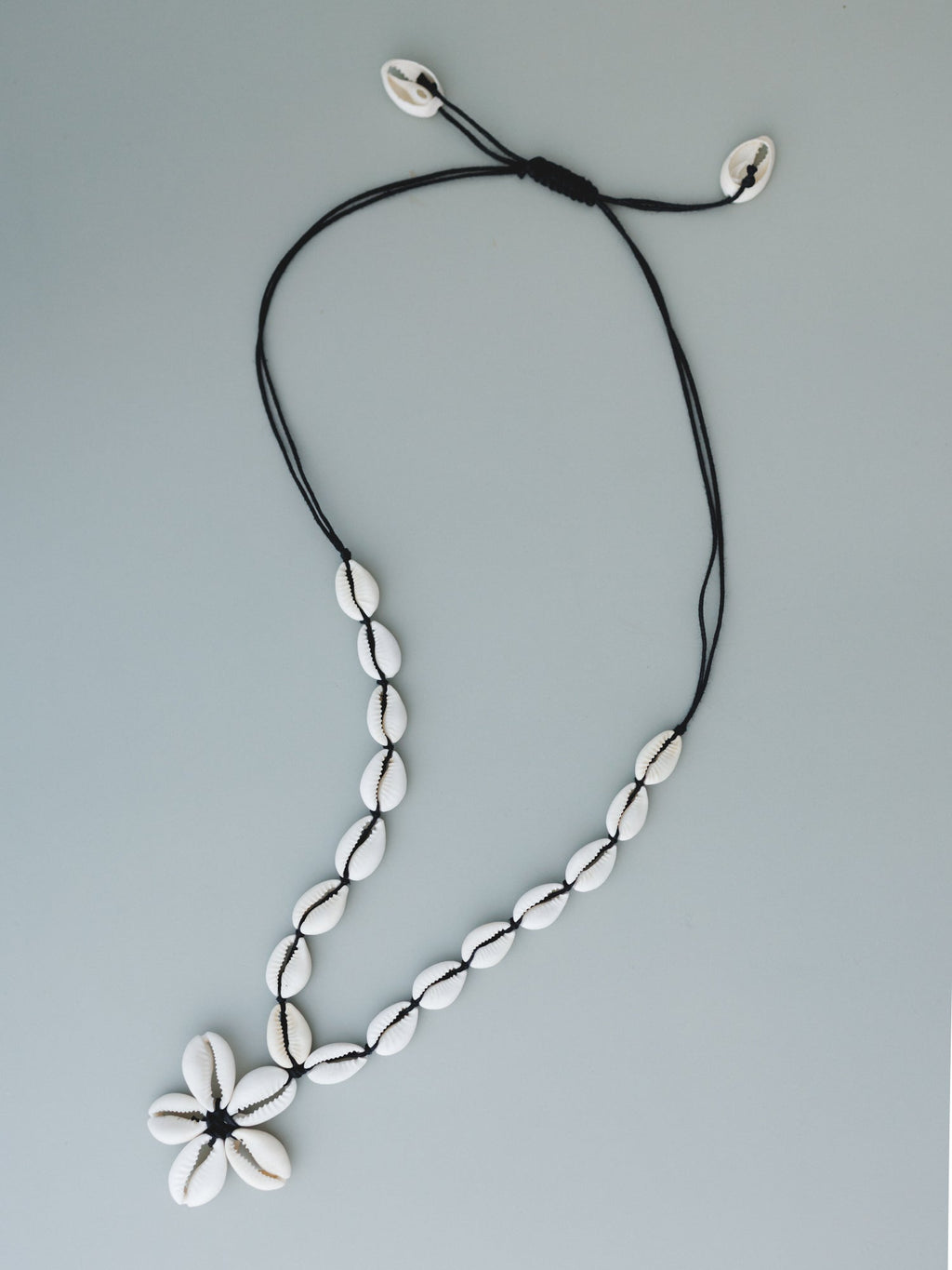 Shell Beach Necklace - White