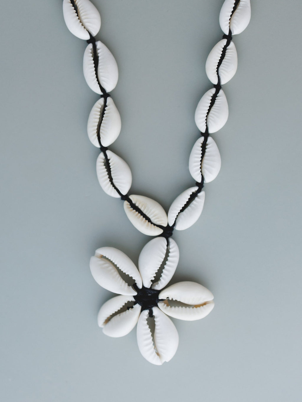Shell Beach Necklace - White