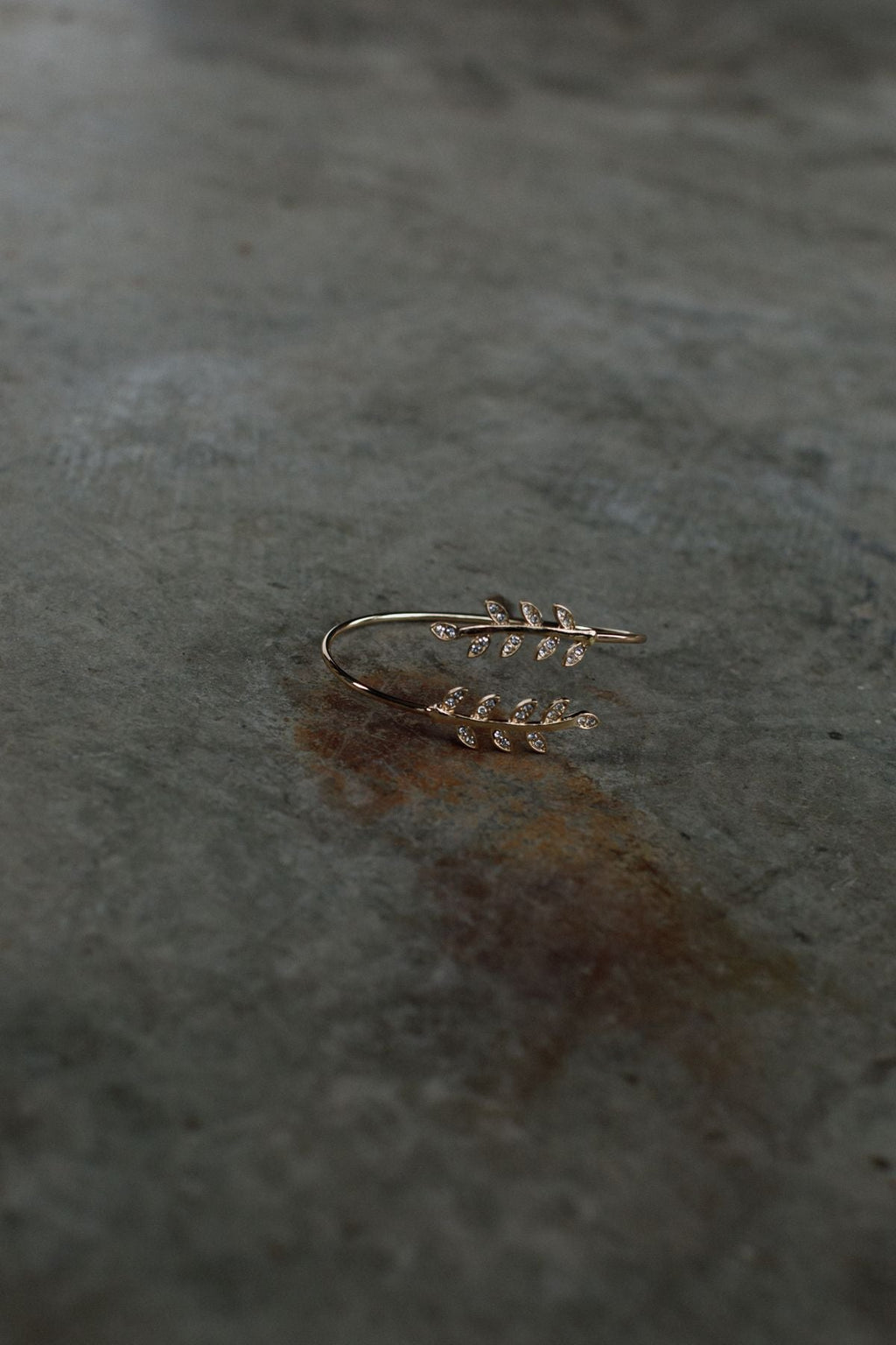 Asteria Leaf Cuff - Gold