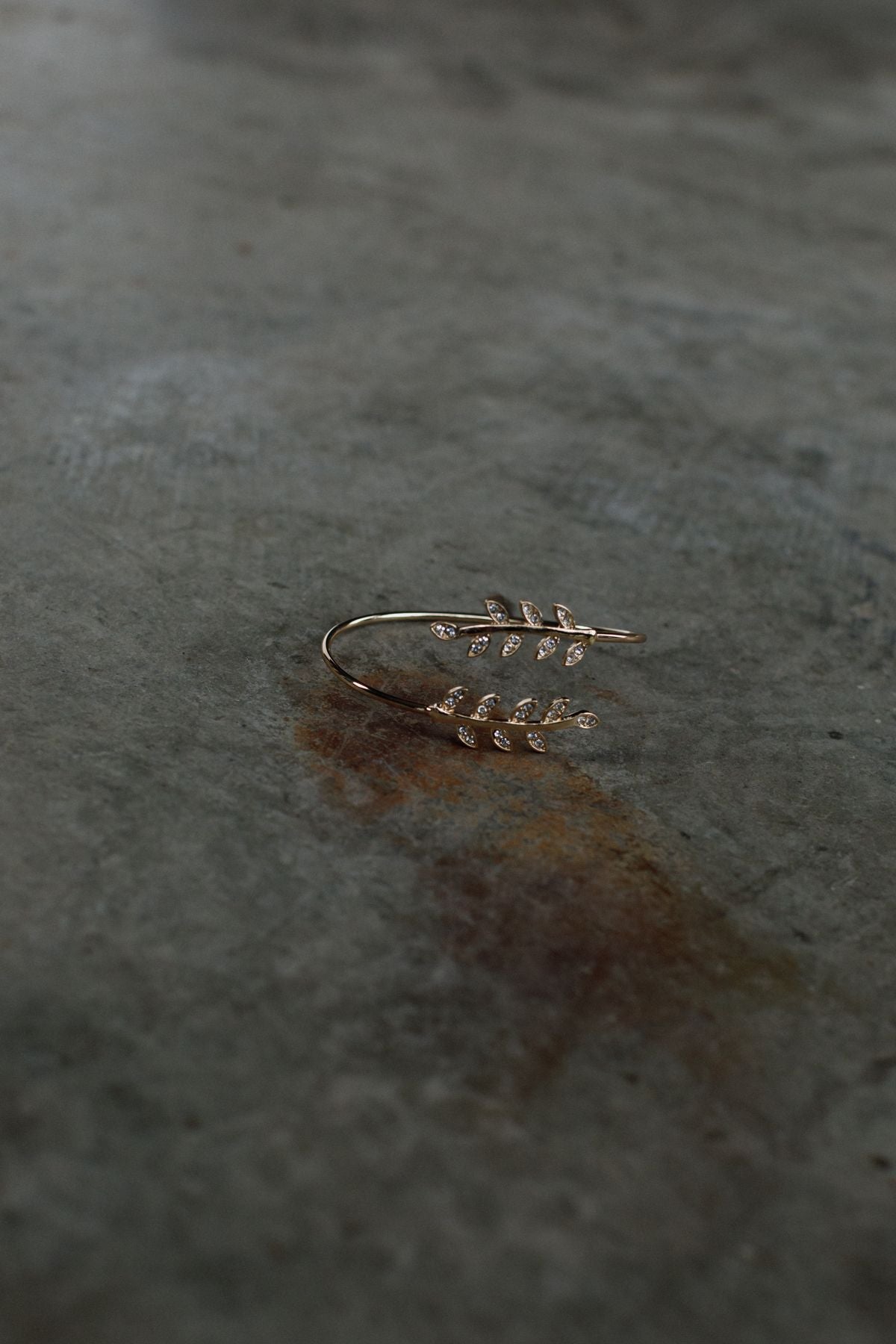 Asteria Leaf Cuff - Gold